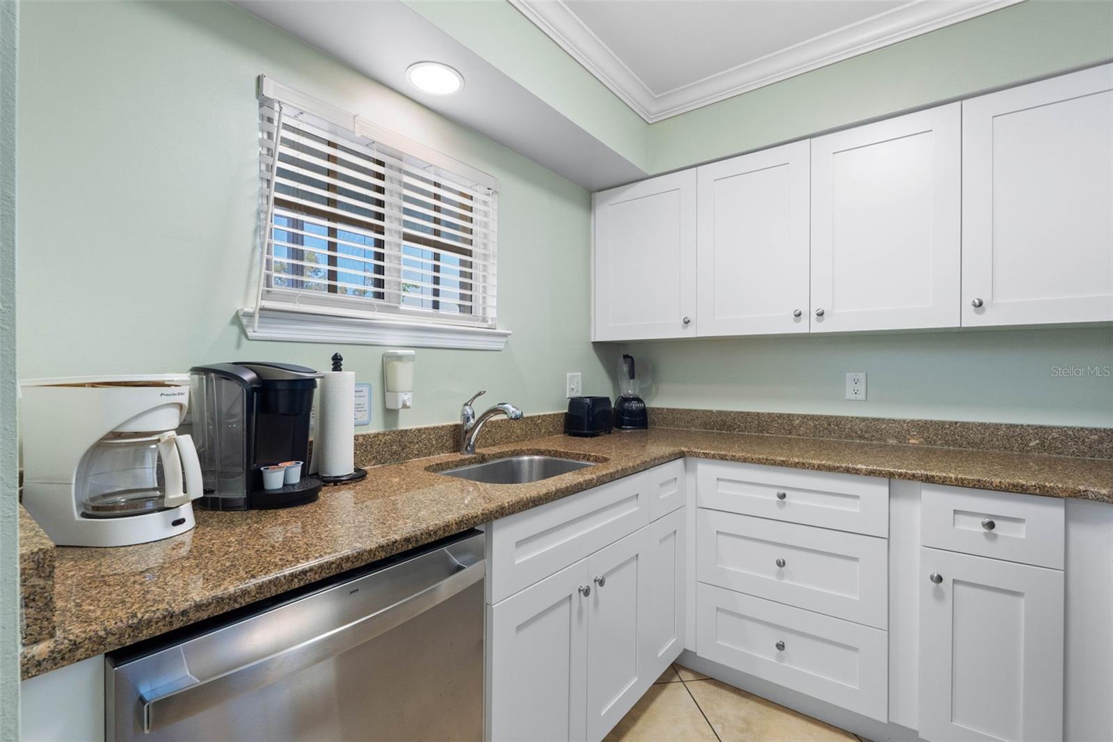 19417 GULF BOULEVARD, #B204, Indian Shores, FL 33785