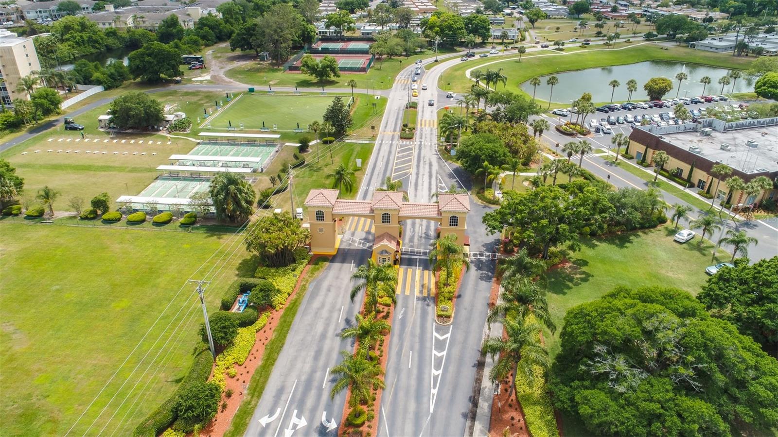 1814 FOXHUNT DRIVE, #A, Sun City Center, FL 33573