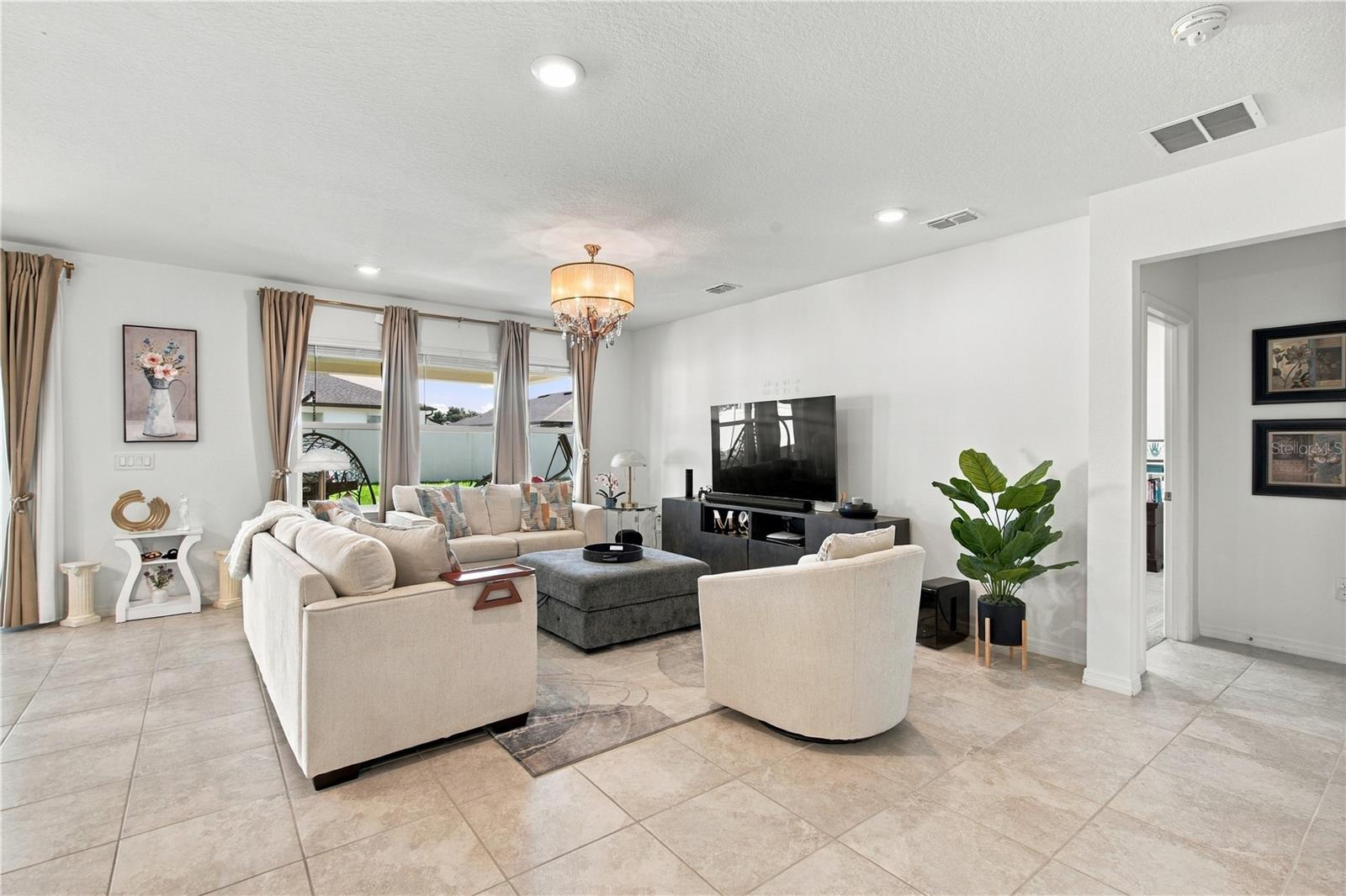 1217 MICHELANGELO LANE, Winter Haven, FL 33884
