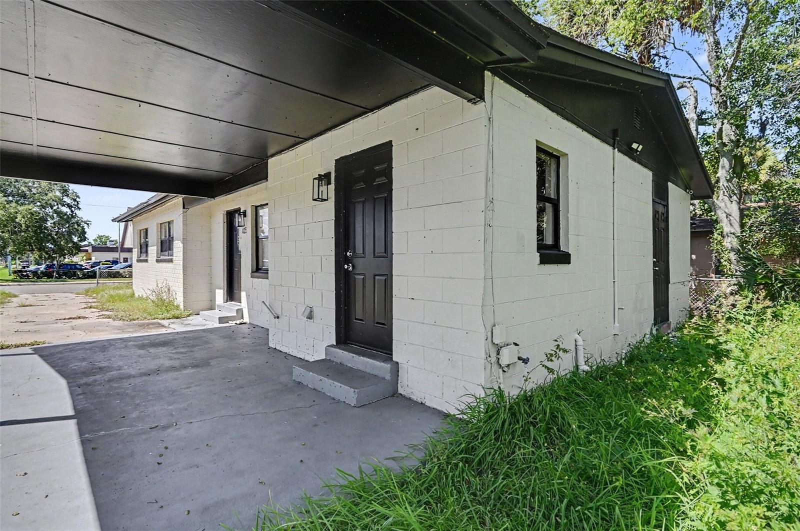 425 WALNUT STREET, Daytona Beach, FL 32114