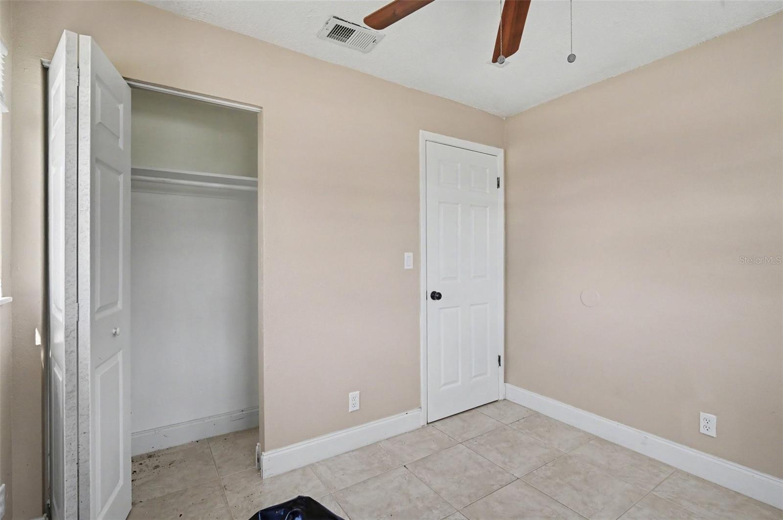 425 WALNUT STREET, Daytona Beach, FL 32114