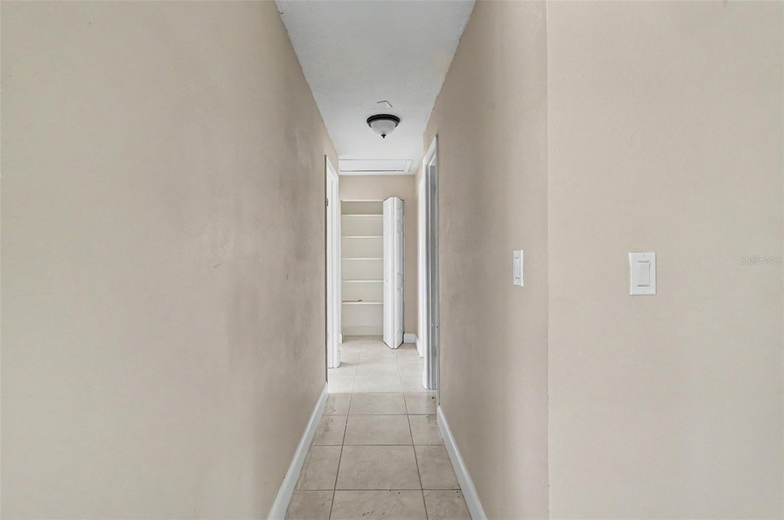 425 WALNUT STREET, Daytona Beach, FL 32114