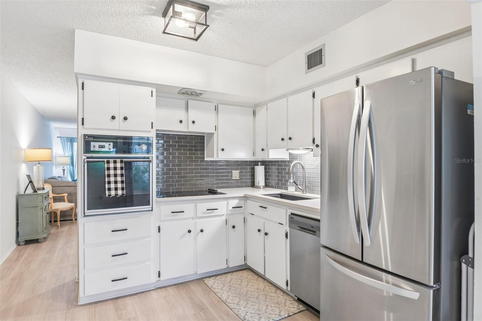 2461 RHODESIAN DRIVE, #15, Clearwater, FL 33763