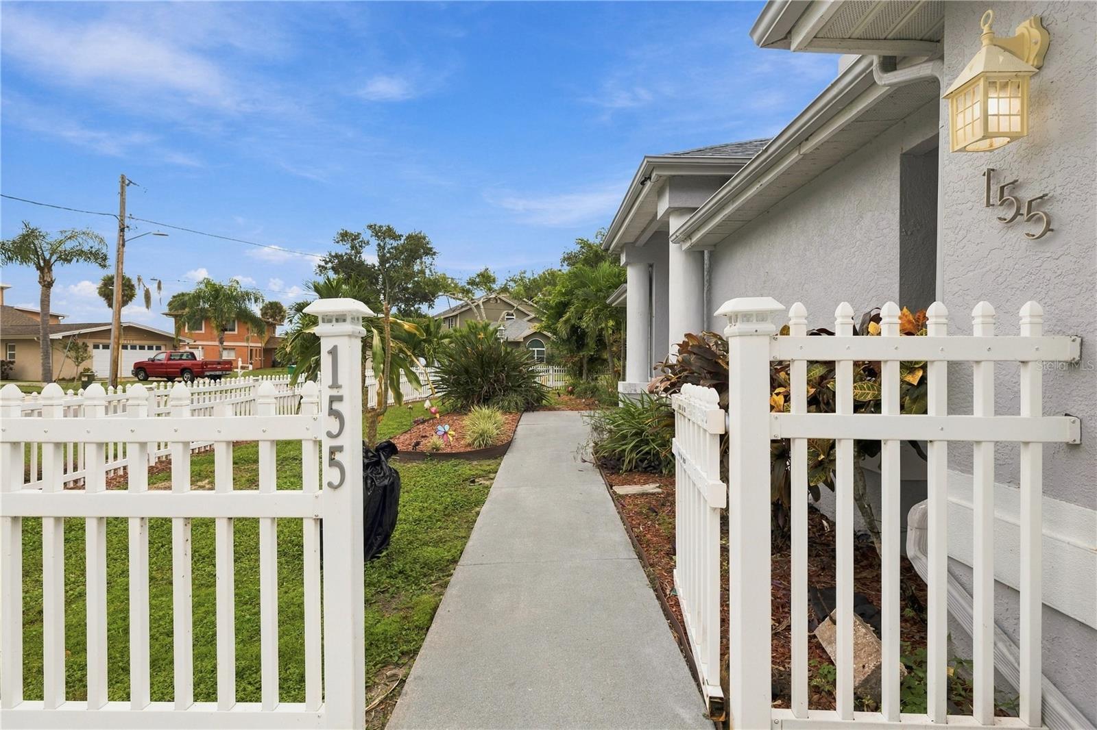 155 LAKE SHORE DRIVE E, Palm Harbor, FL 34684