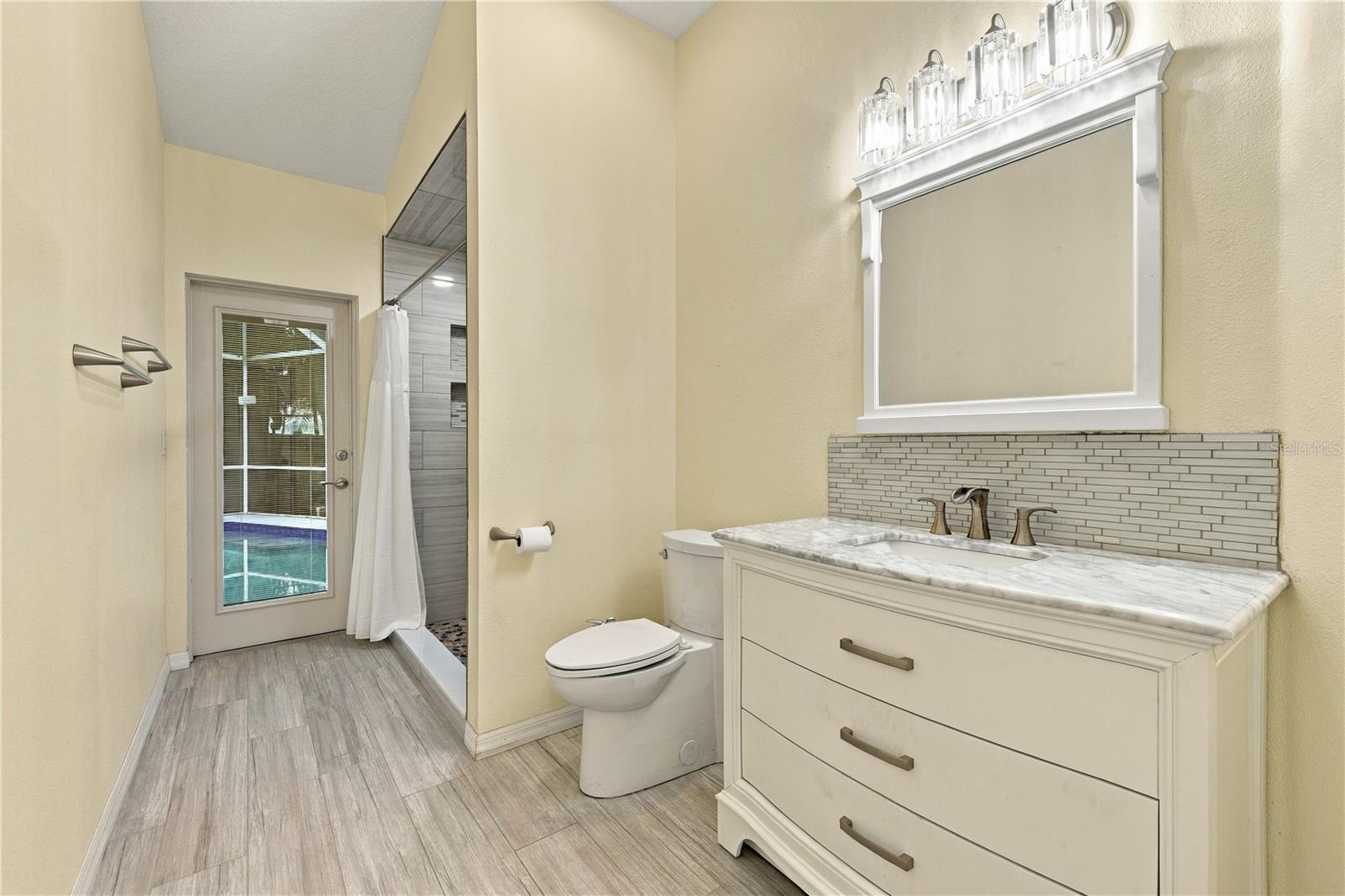 155 LAKE SHORE DRIVE E, Palm Harbor, FL 34684