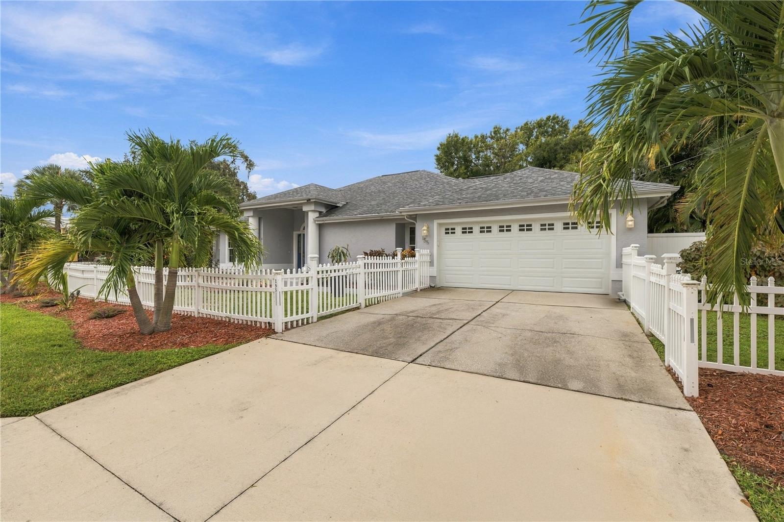 155 LAKE SHORE DRIVE E, Palm Harbor, FL 34684