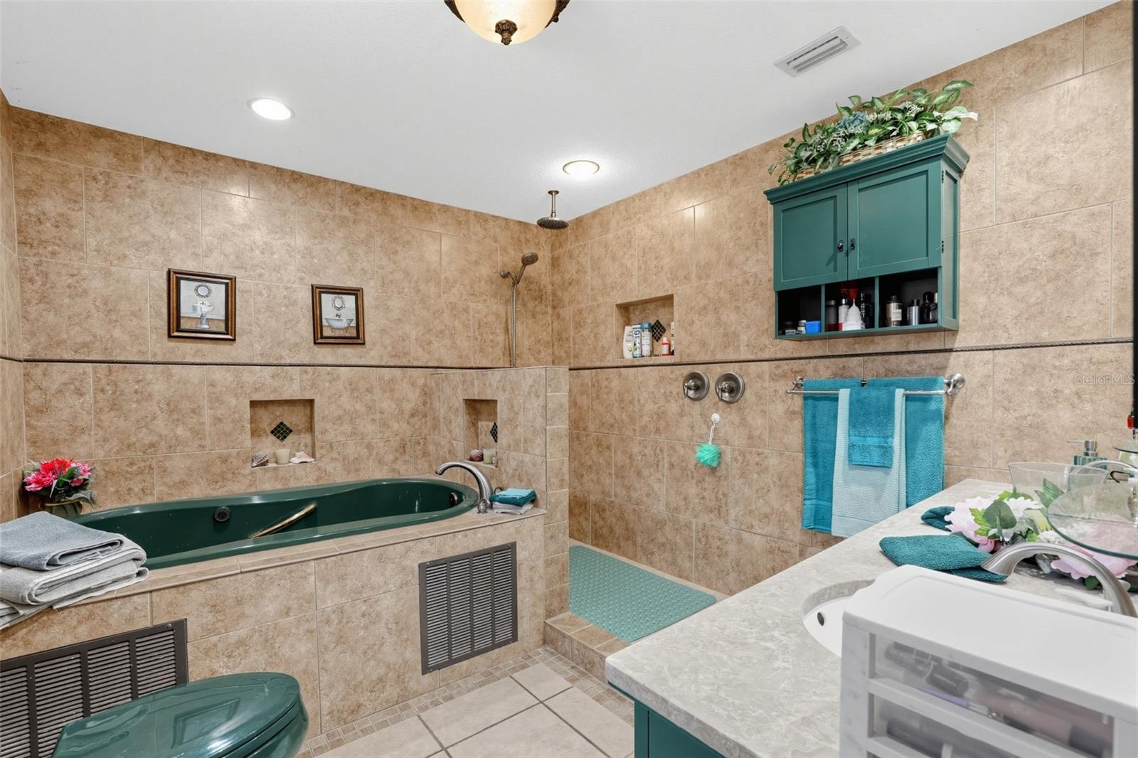 9124 FLINT STREET, New Port Richey, FL 34654