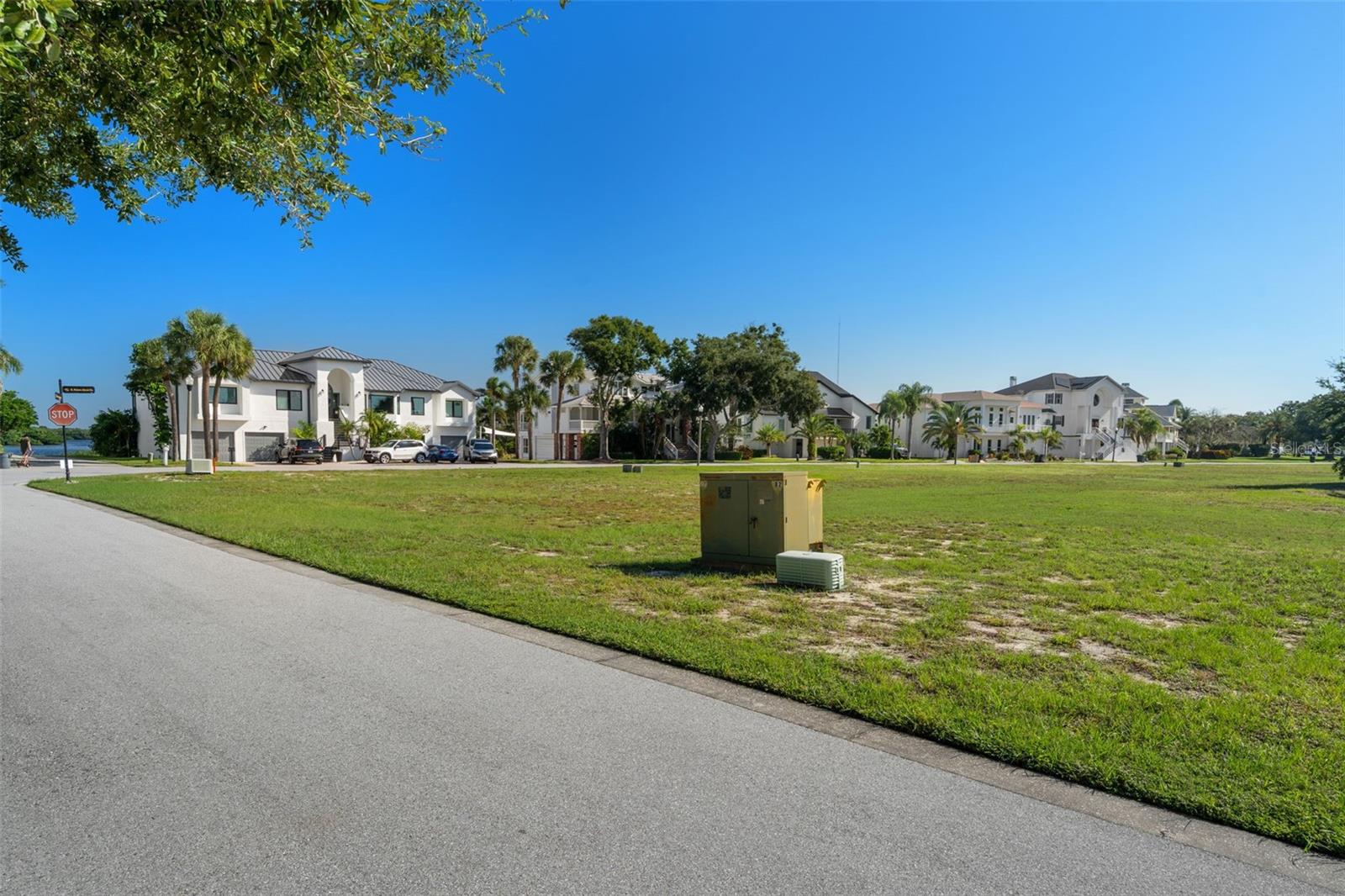 2044 N POINTE ALEXIS DRIVE, Tarpon Springs, FL 34689