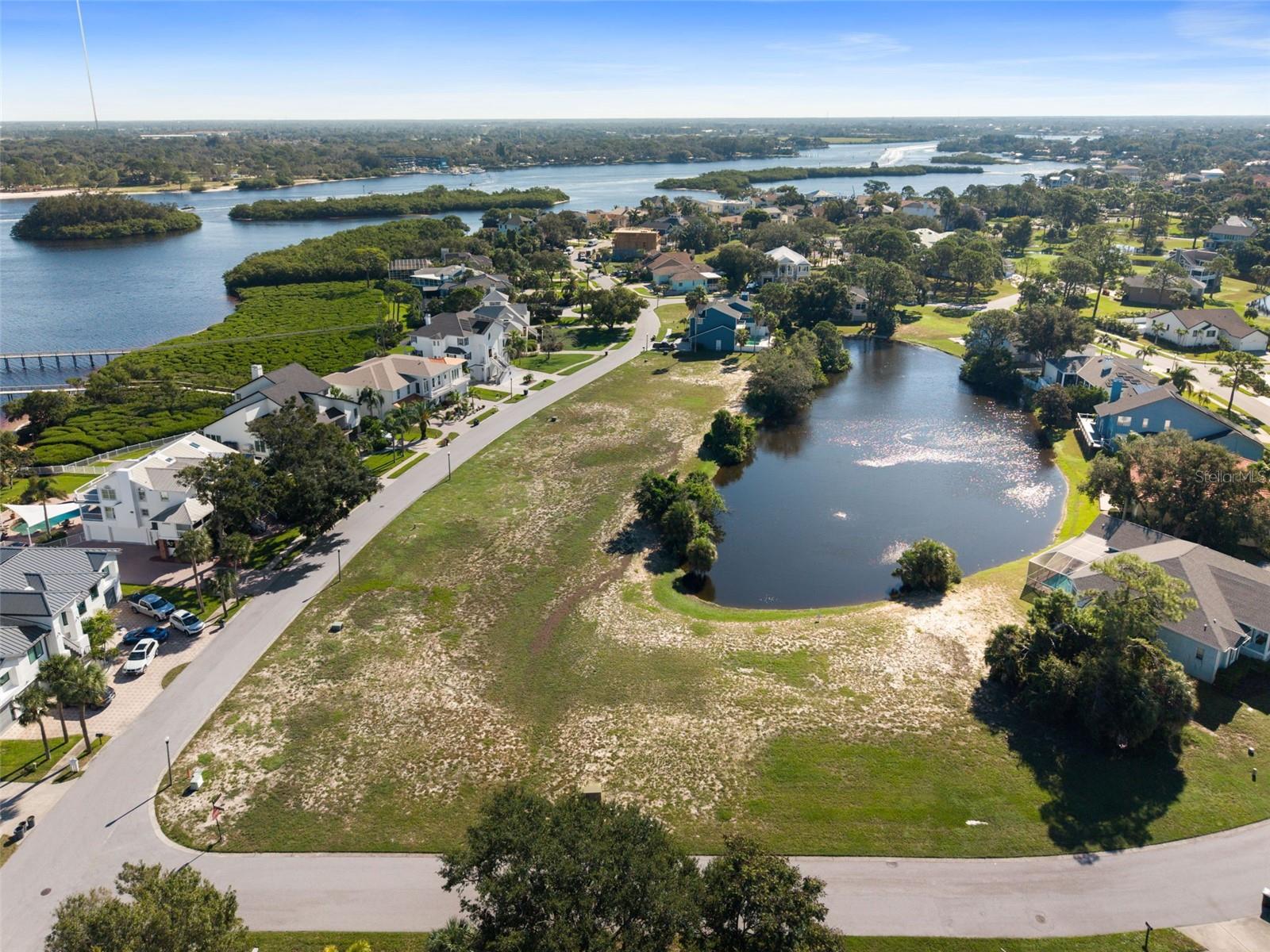 2044 N POINTE ALEXIS DRIVE, Tarpon Springs, FL 34689