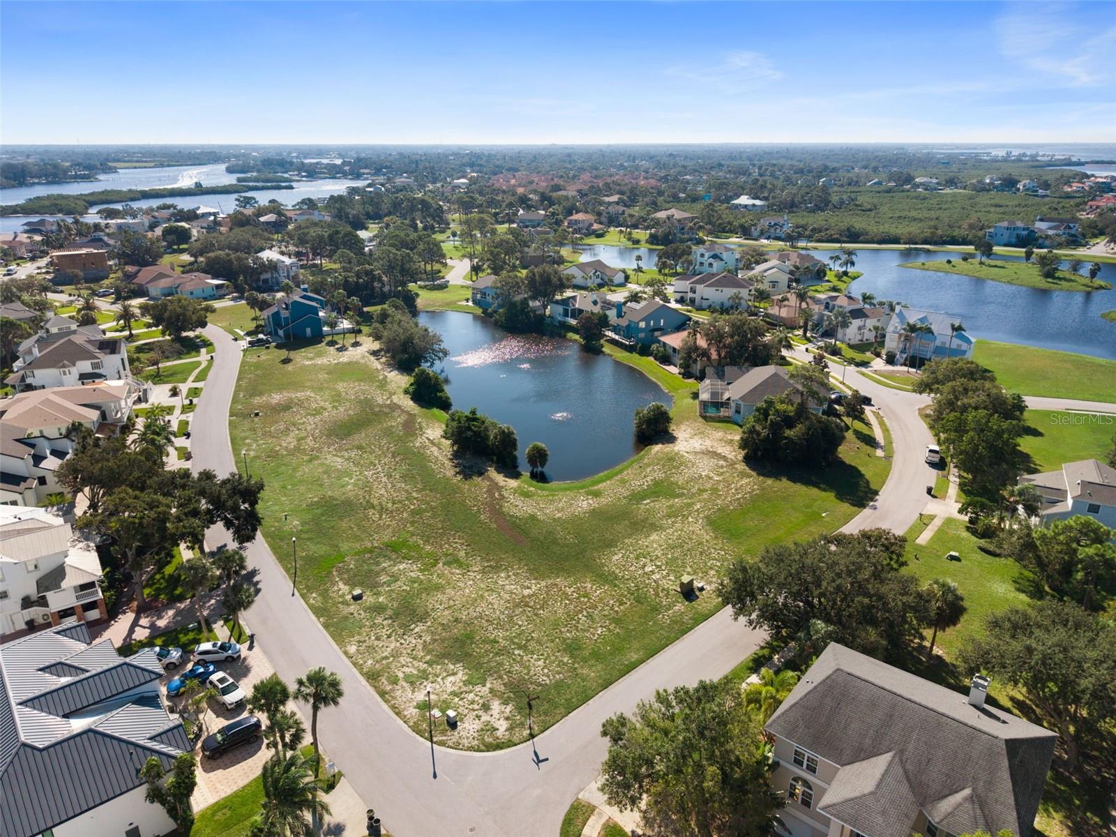 2044 N POINTE ALEXIS DRIVE, Tarpon Springs, FL 34689