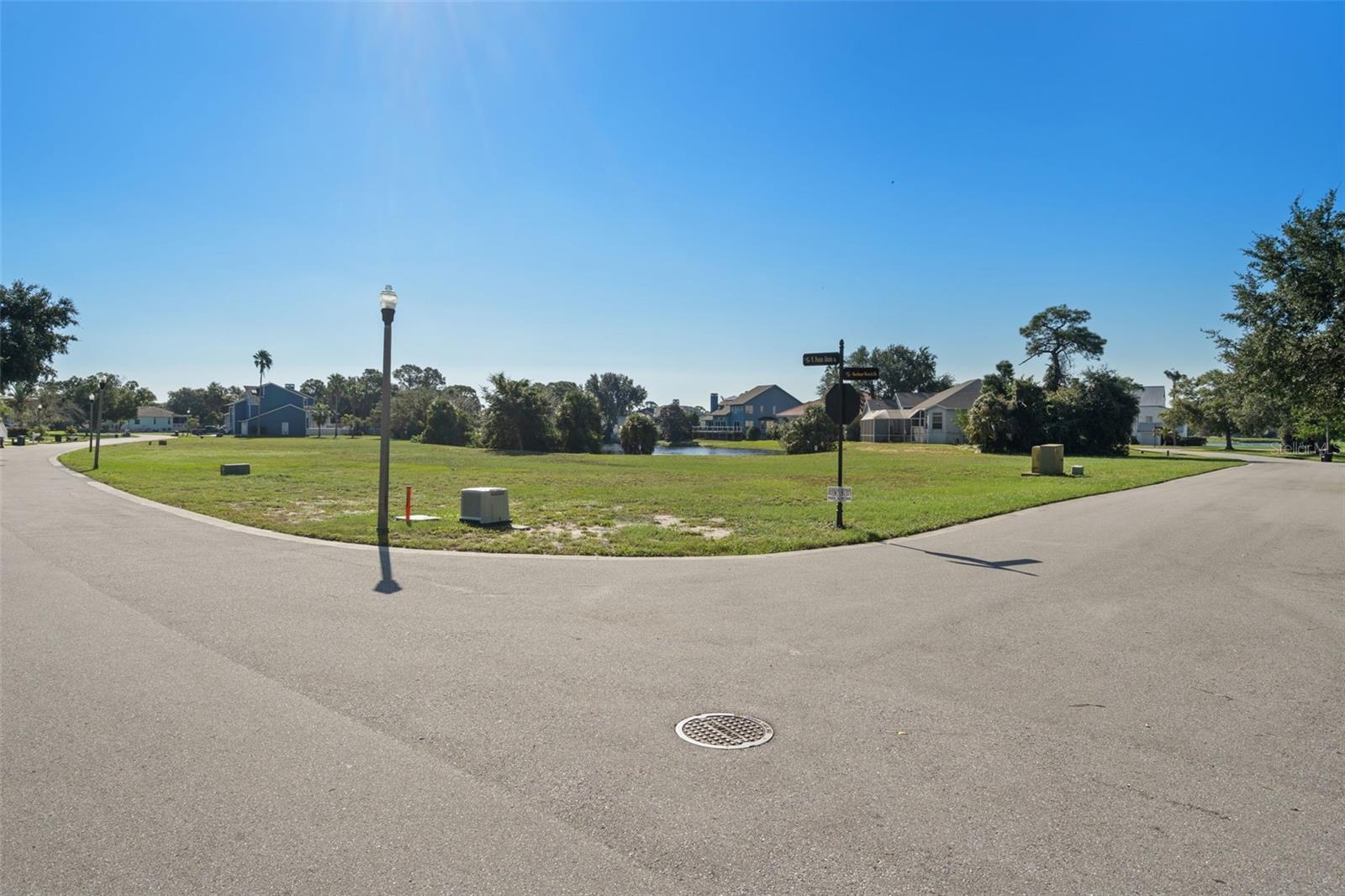 2044 N POINTE ALEXIS DRIVE, Tarpon Springs, FL 34689