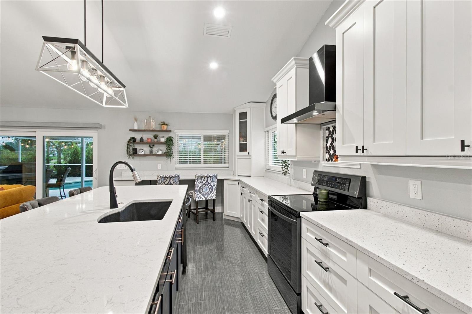 10810 SAILBROOKE DRIVE, Riverview, FL 33579
