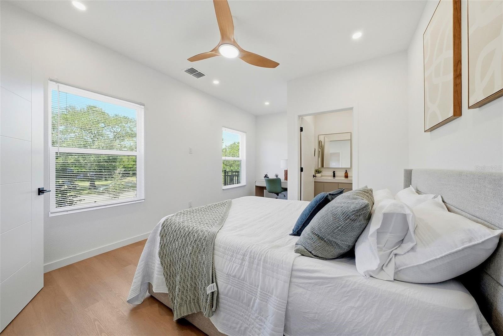 2114 4TH STREET S, #7, St Petersburg, FL 33705
