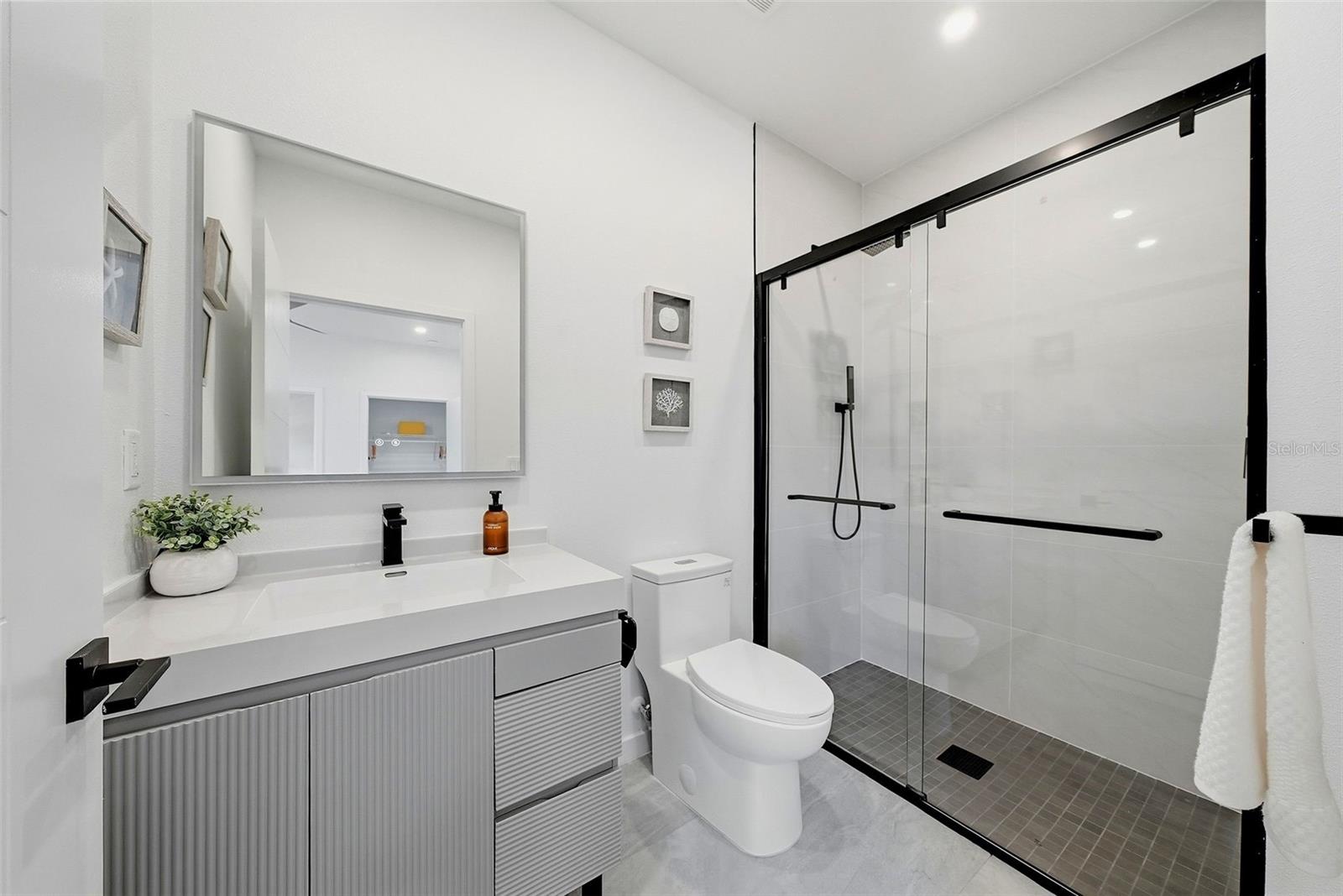 2114 4TH STREET S, #7, St Petersburg, FL 33705