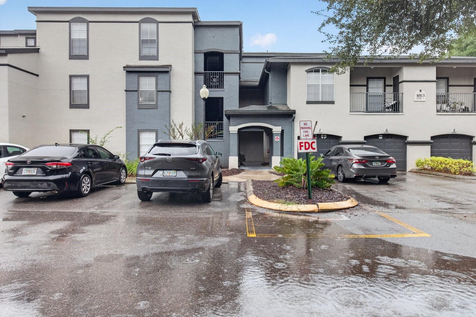 8513 ISLAND BREEZE LANE, #207, Temple Terrace, FL 33637 8513 ISLAND BREEZE LANE, #207, Temple Terrace, FL 33637