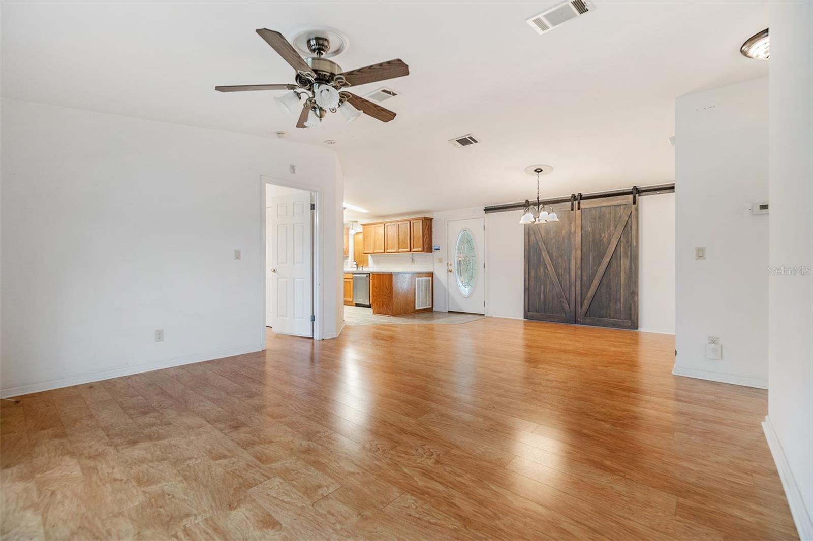 37449 GILL AVENUE, Zephyrhills, FL 33541
