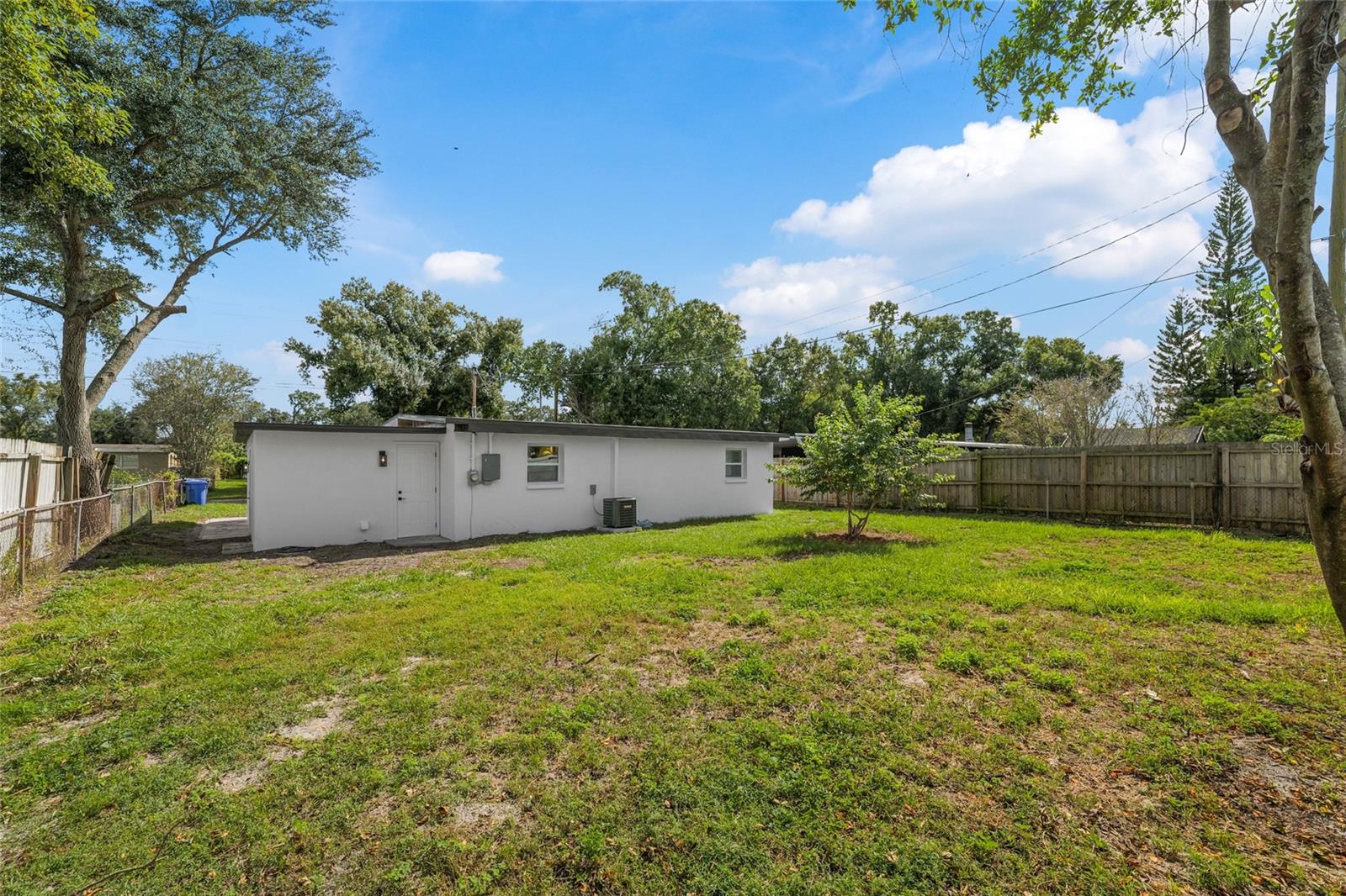 3215 WELBORN WAY, Tampa, FL 33619