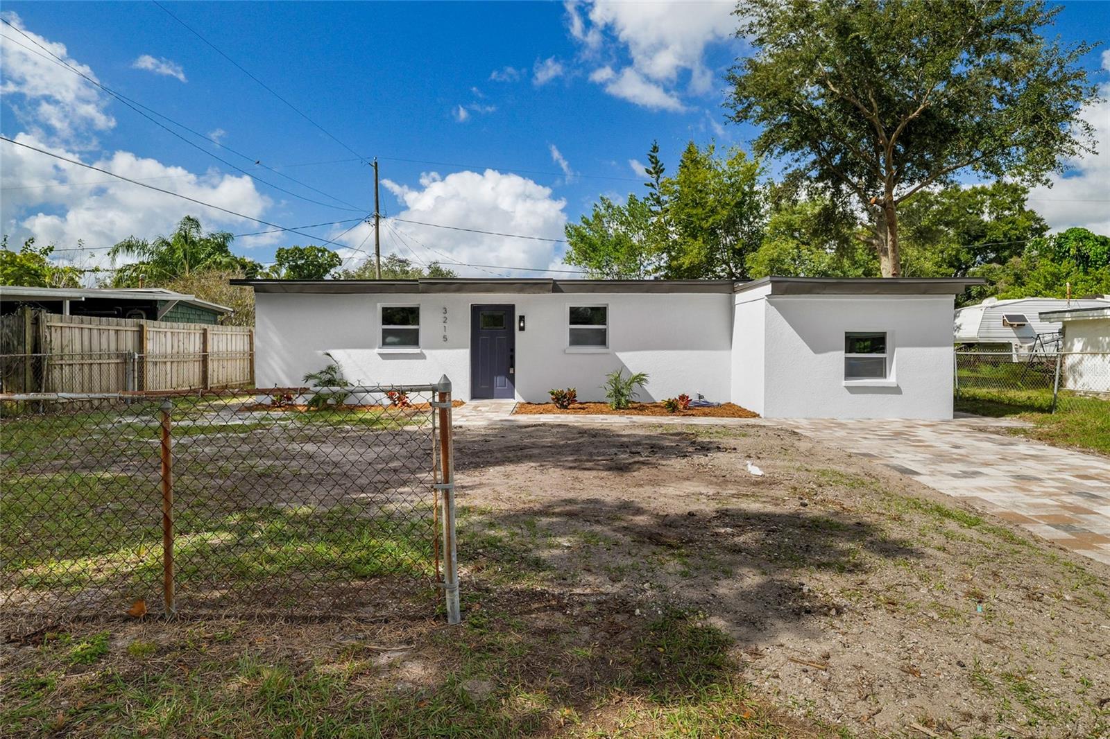 3215 WELBORN WAY, Tampa, FL 33619 3215 WELBORN WAY, Tampa, FL 33619