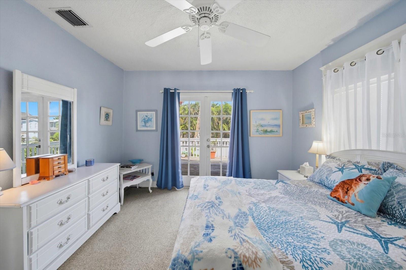 106 14TH AVENUE, St Pete Beach, FL 33706
