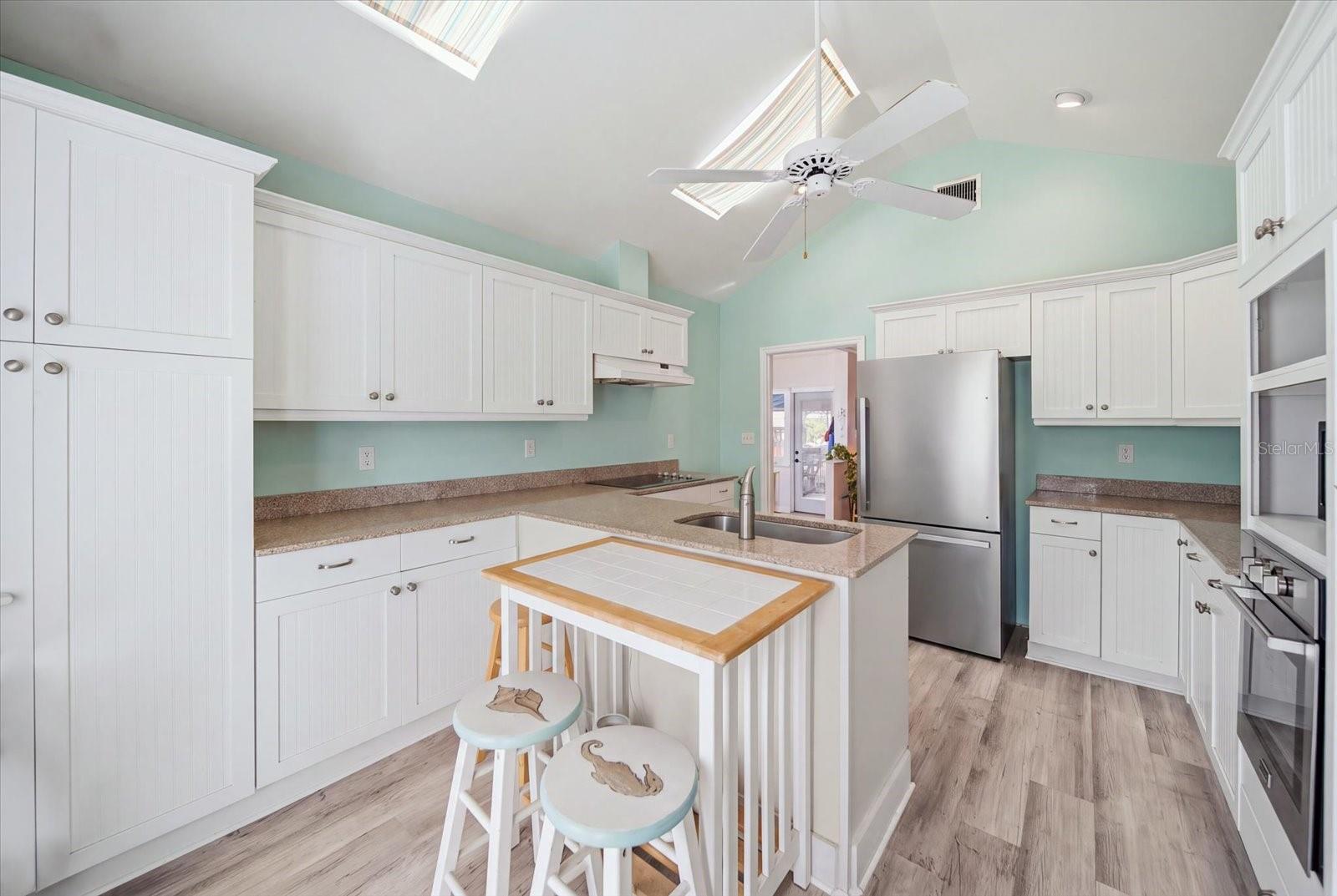 106 14TH AVENUE, St Pete Beach, FL 33706