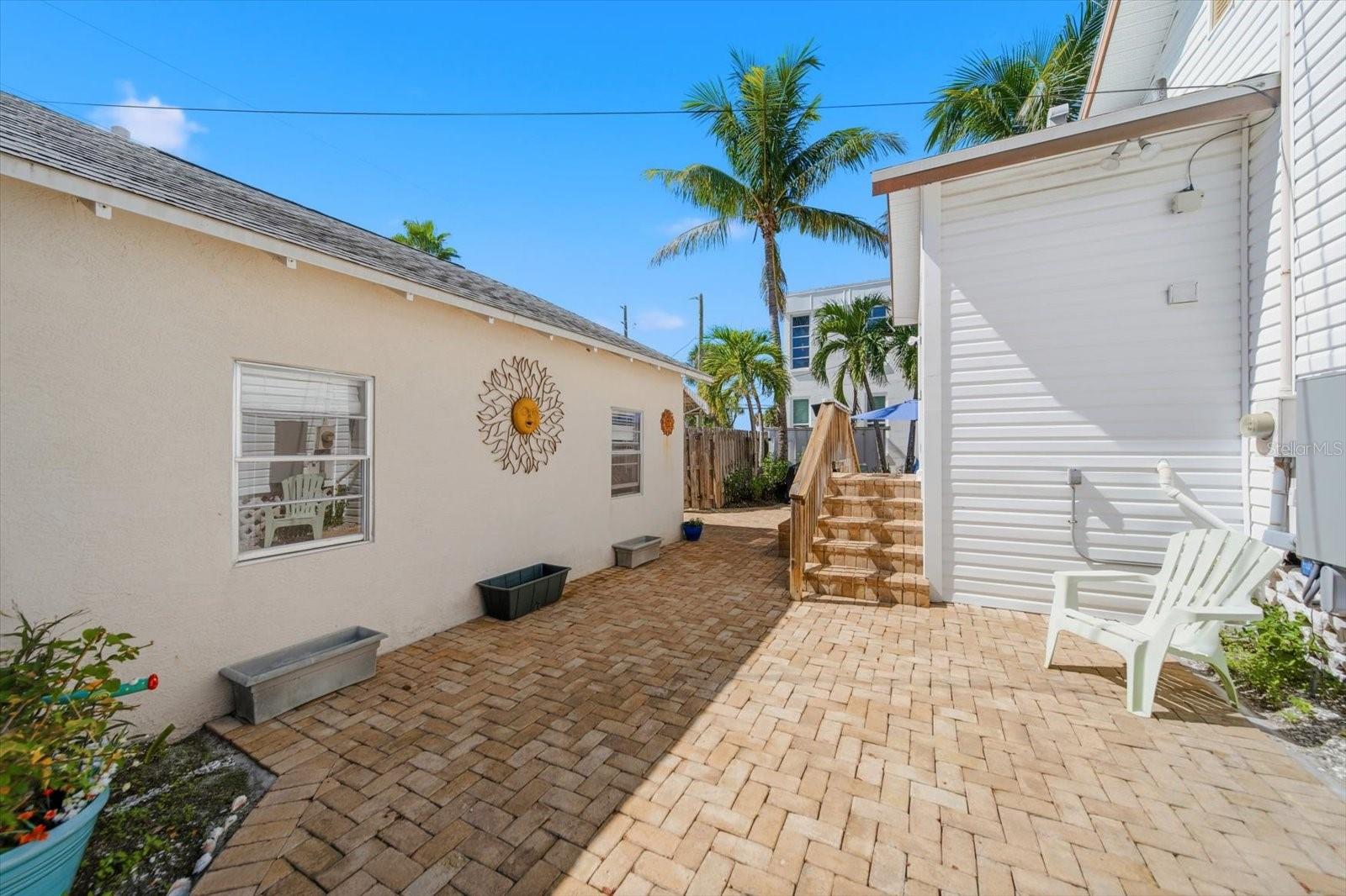 106 14TH AVENUE, St Pete Beach, FL 33706