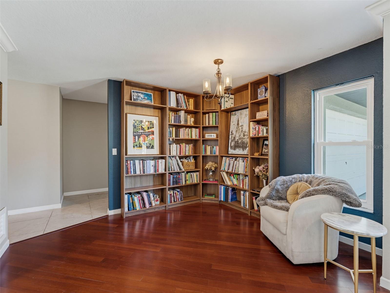 Front Library/FLex