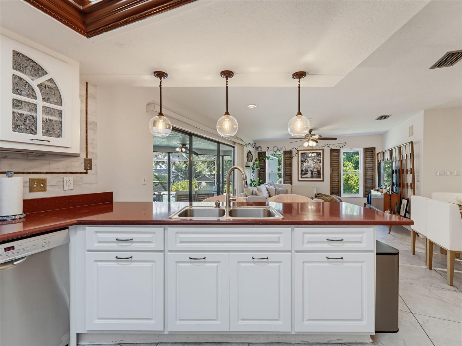 Kitchen/Breakfast bar