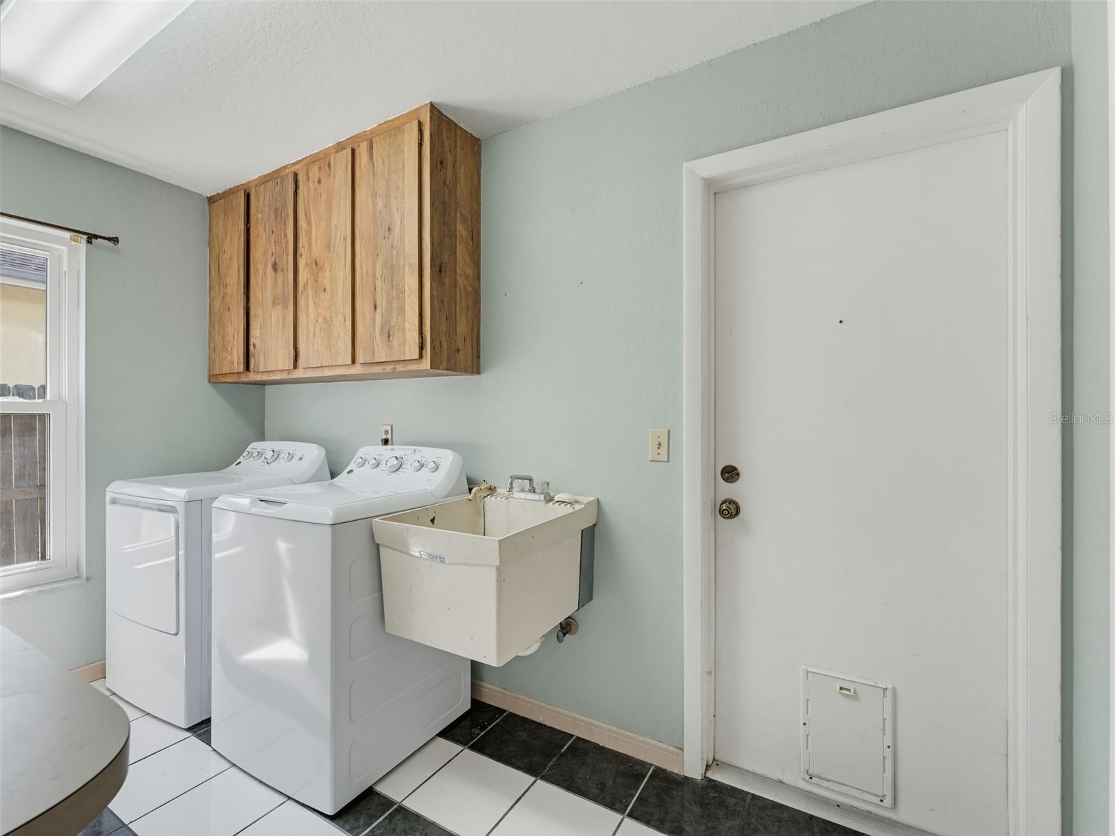 Laundry Room 2