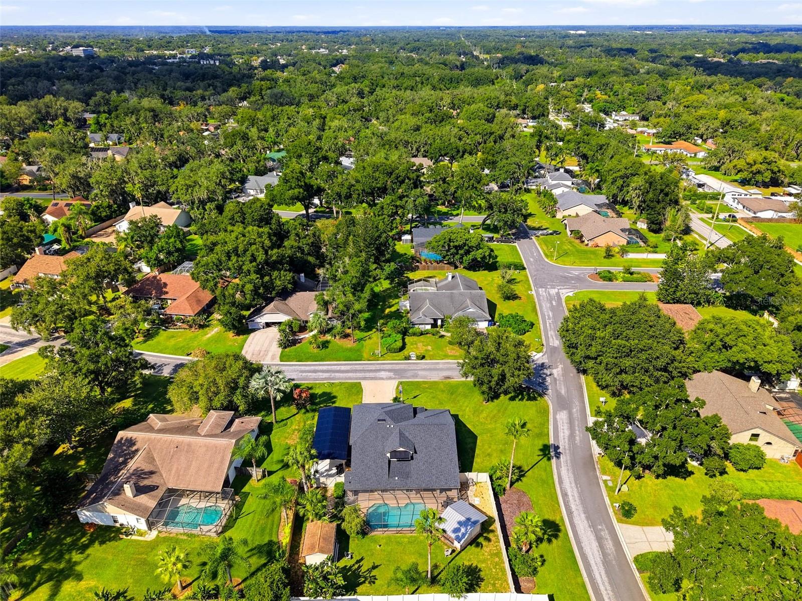 2715 MOCK ORANGE COURT, Valrico, FL 33594