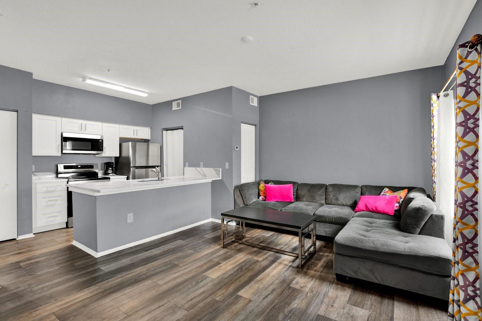 Kitchen / Living