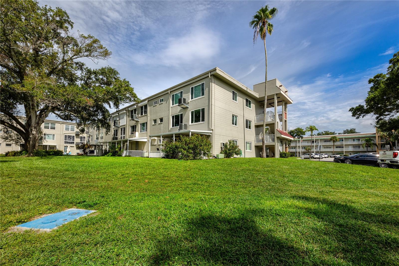 2072 AUSTRALIA WAY W, #42, Clearwater, FL 33763