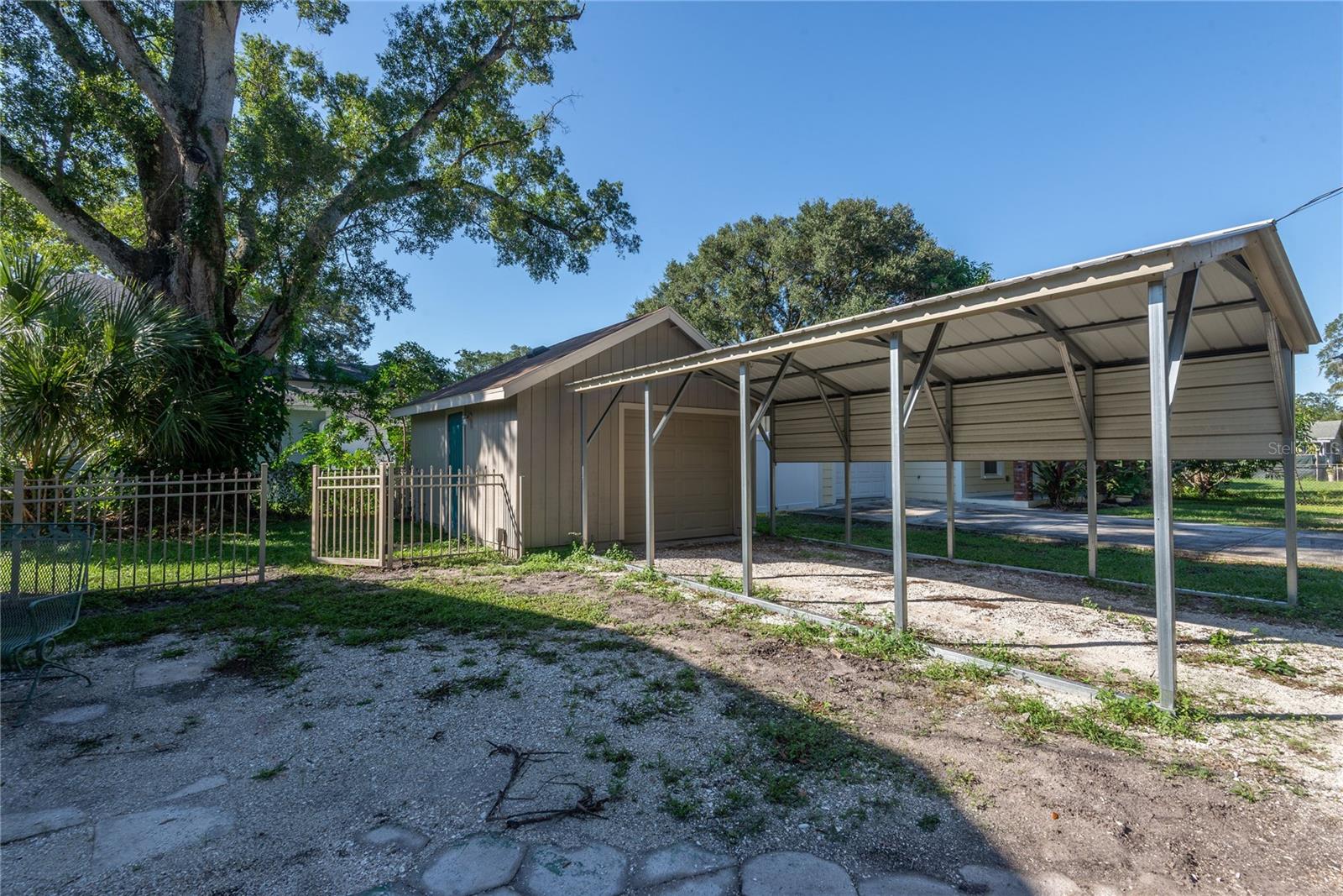 3810 N DARWIN AVENUE, Tampa, FL 33603