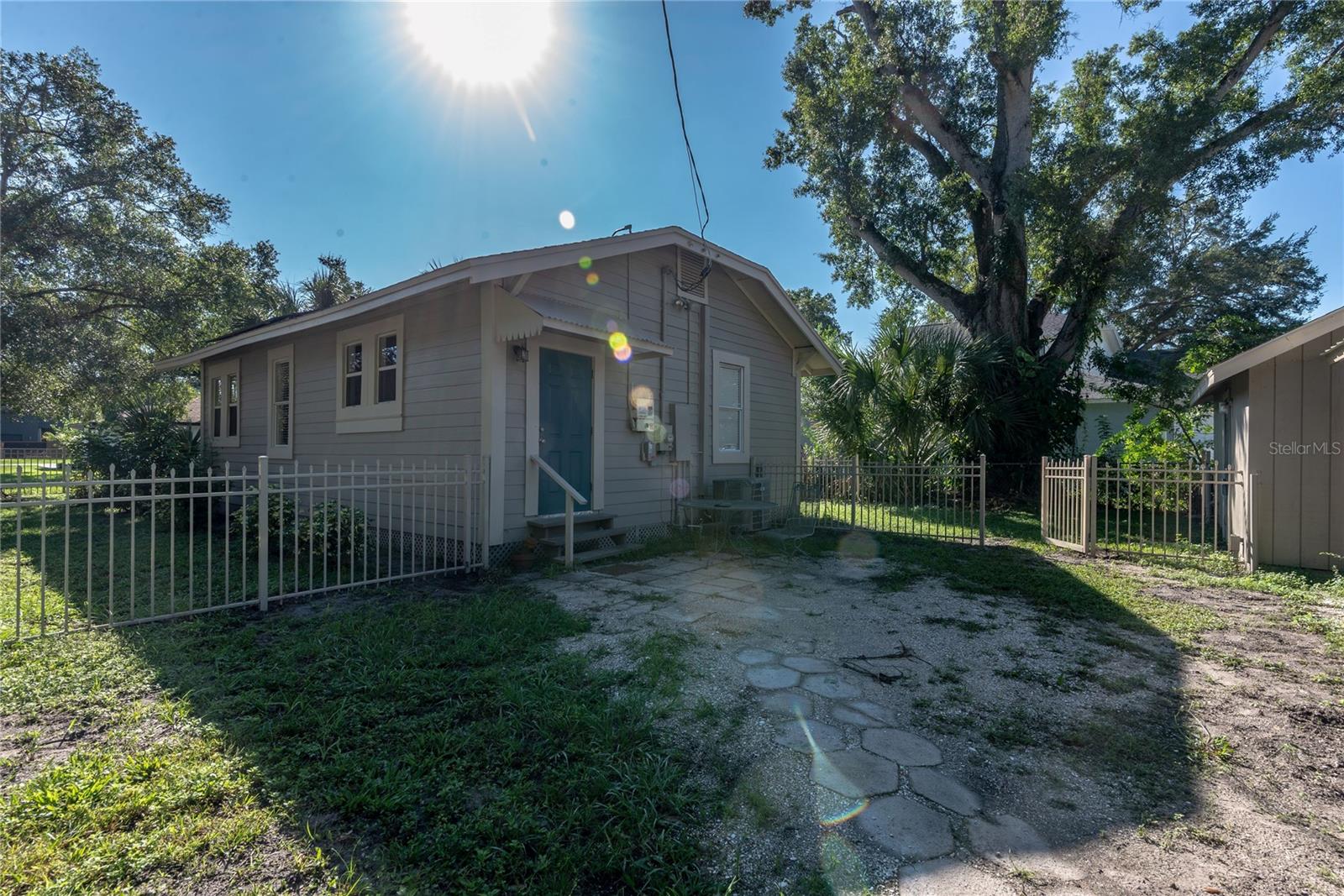 3810 N DARWIN AVENUE, Tampa, FL 33603