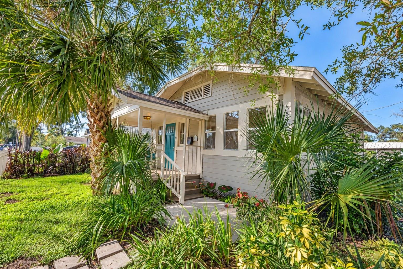3810 N DARWIN AVENUE, Tampa, FL 33603