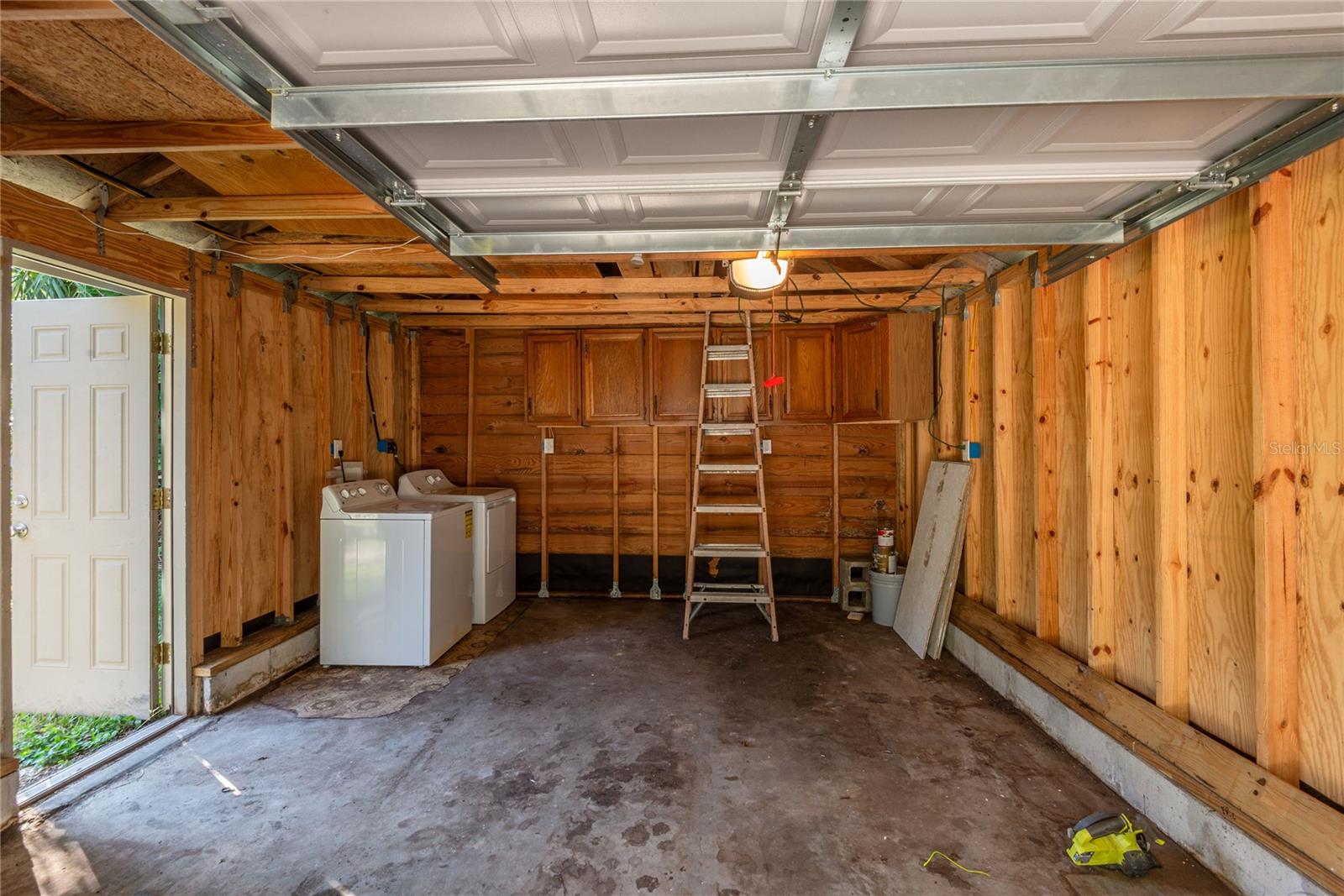 3810 N DARWIN AVENUE, Tampa, FL 33603