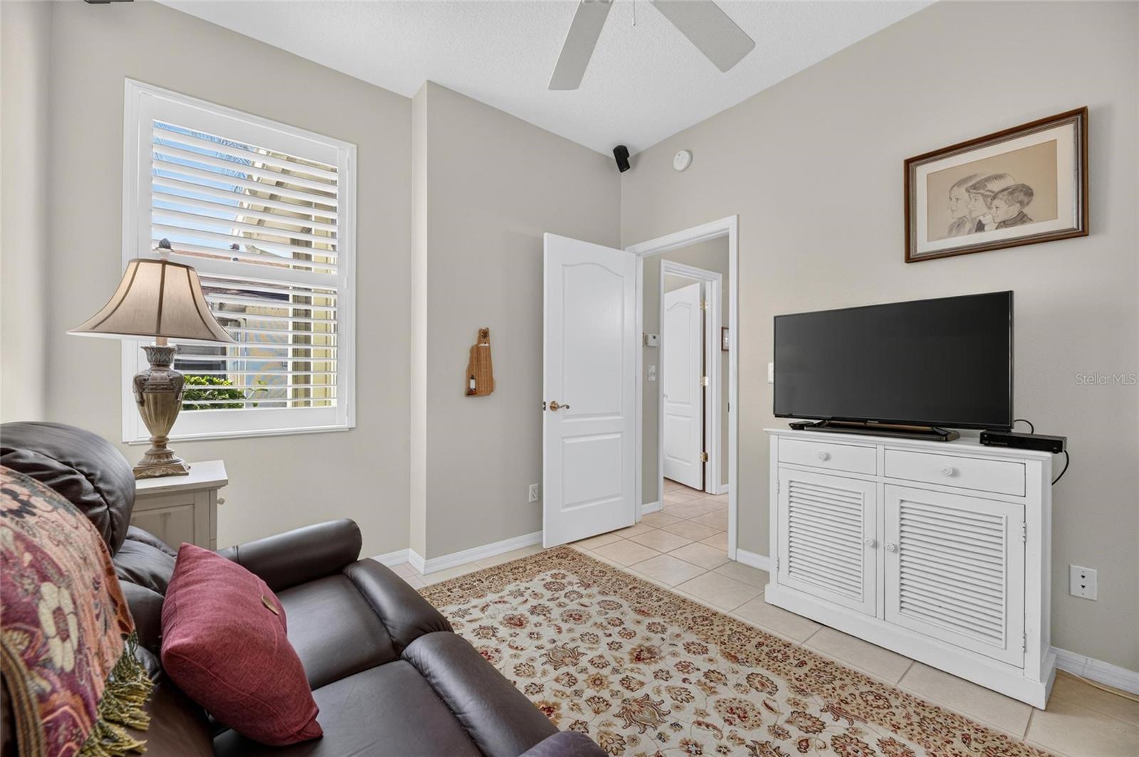 Guest Bedroom/den