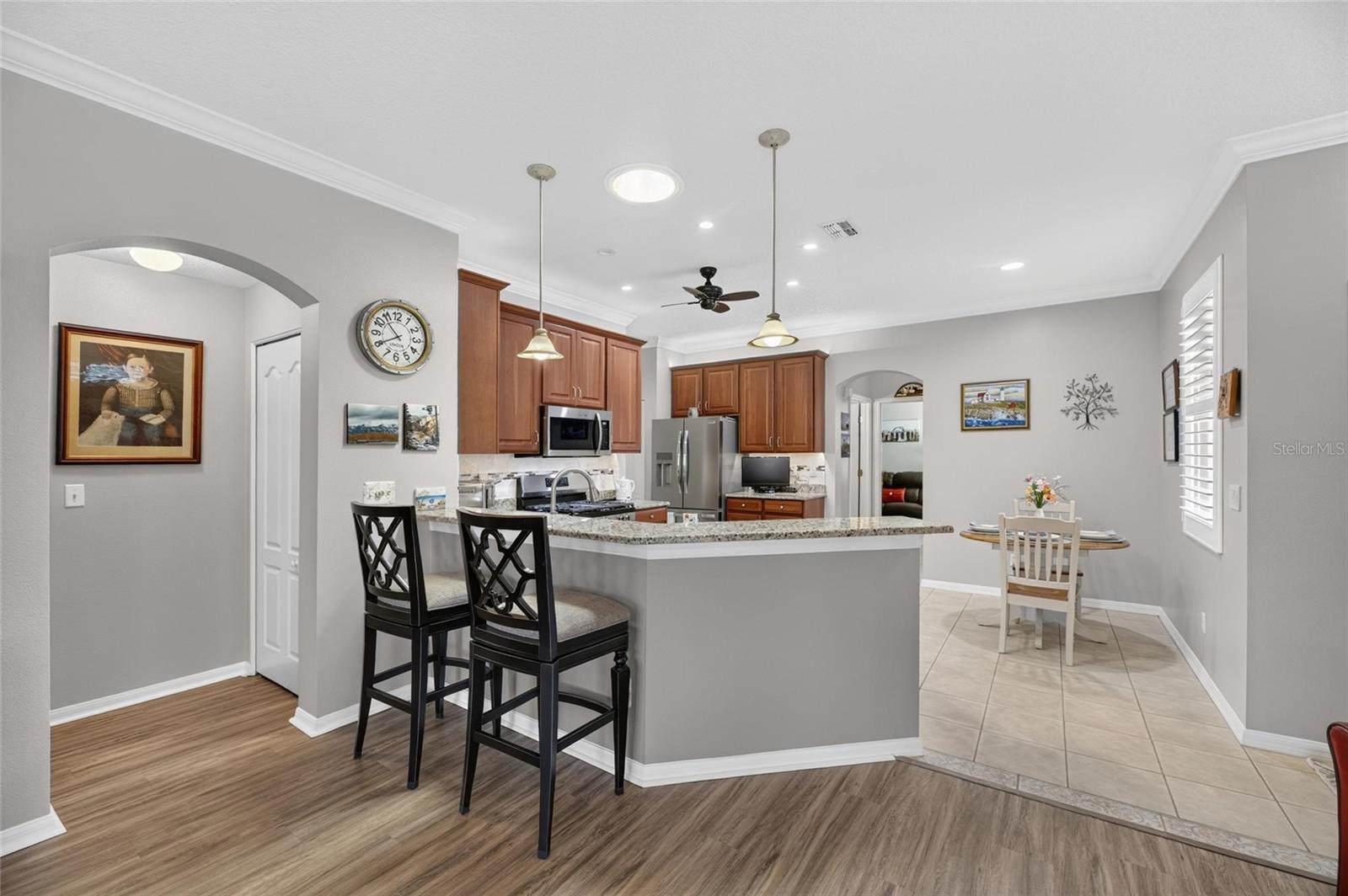 1229 HUNTINGTON GREENS DRIVE, #12, Sun City Center, FL 33573