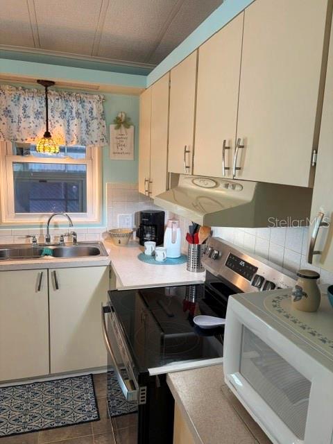 10493 PEACEFUL DRIVE, Largo, FL 33773