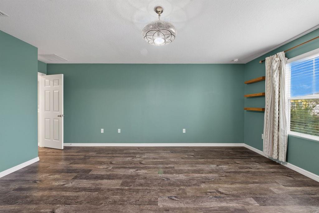 14621 BRUMBY RIDGE AVENUE, Lithia, FL 33547