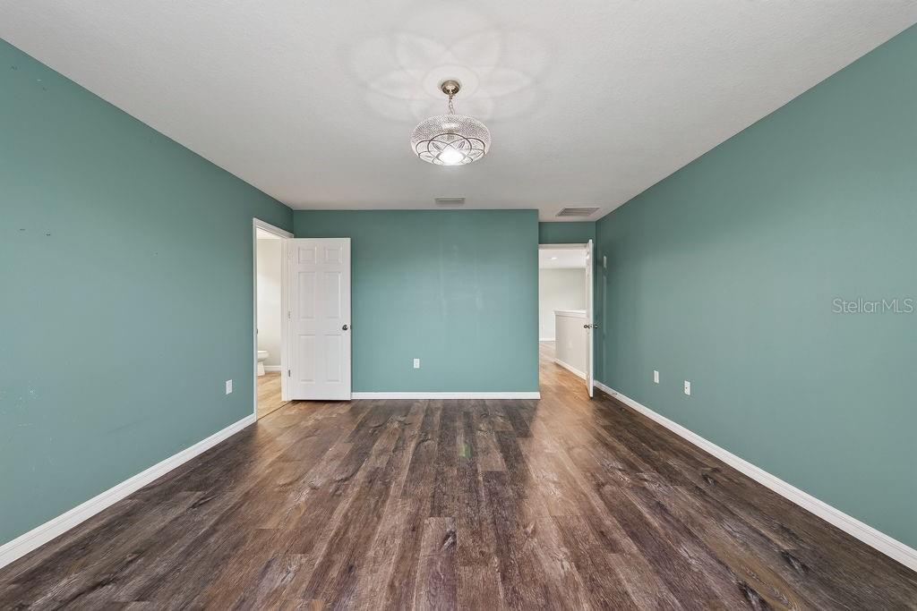 14621 BRUMBY RIDGE AVENUE, Lithia, FL 33547