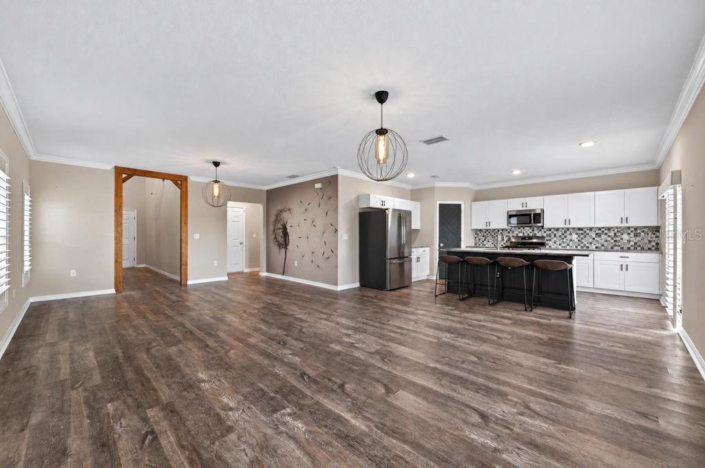 14621 BRUMBY RIDGE AVENUE, Lithia, FL 33547