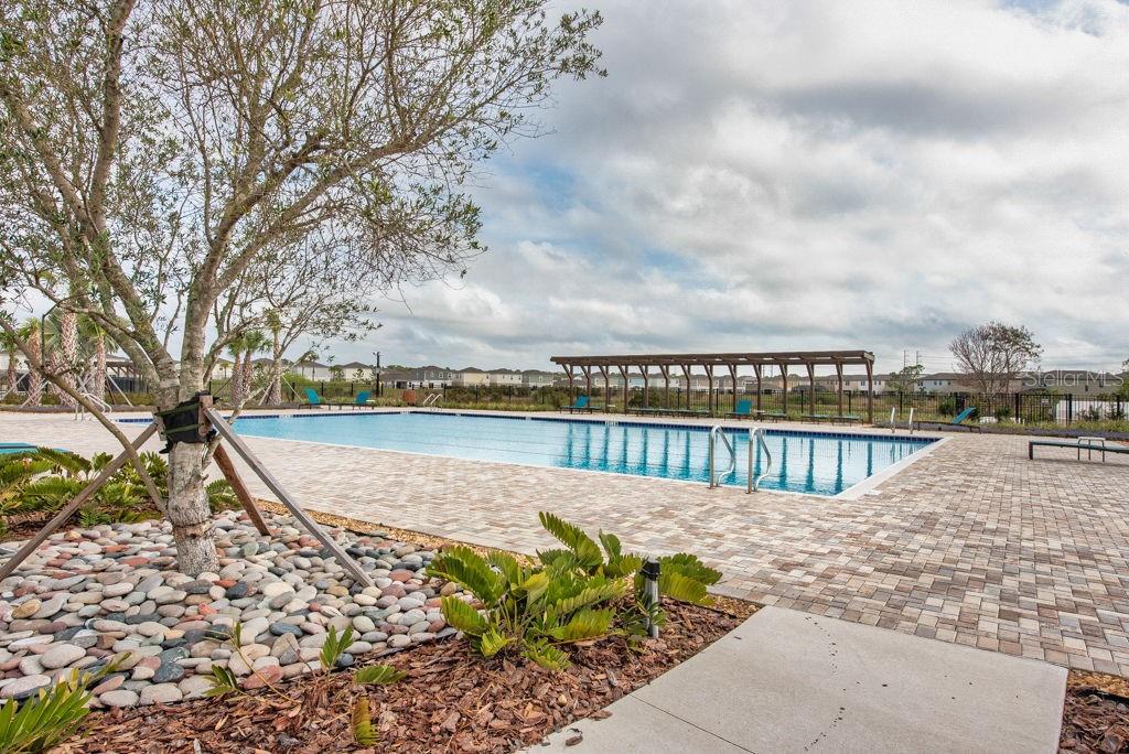 14621 BRUMBY RIDGE AVENUE, Lithia, FL 33547