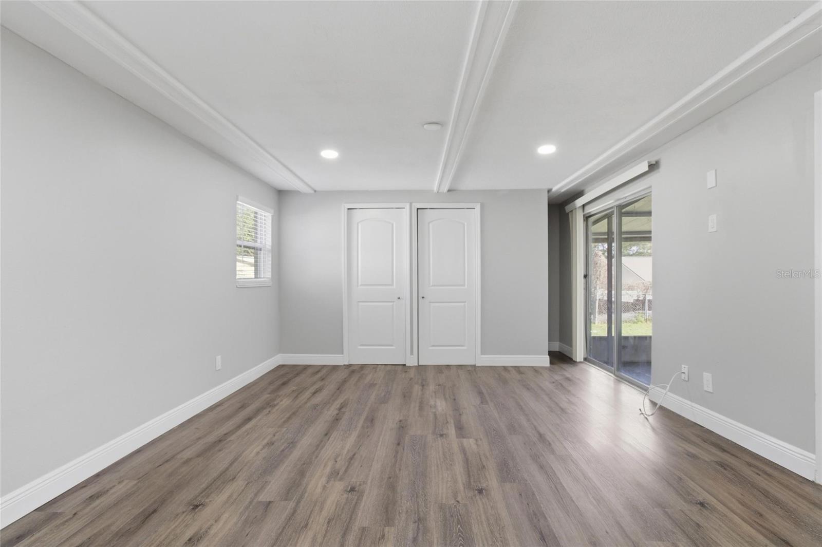 8609 CHINABERRY DRIVE, Tampa, FL 33637