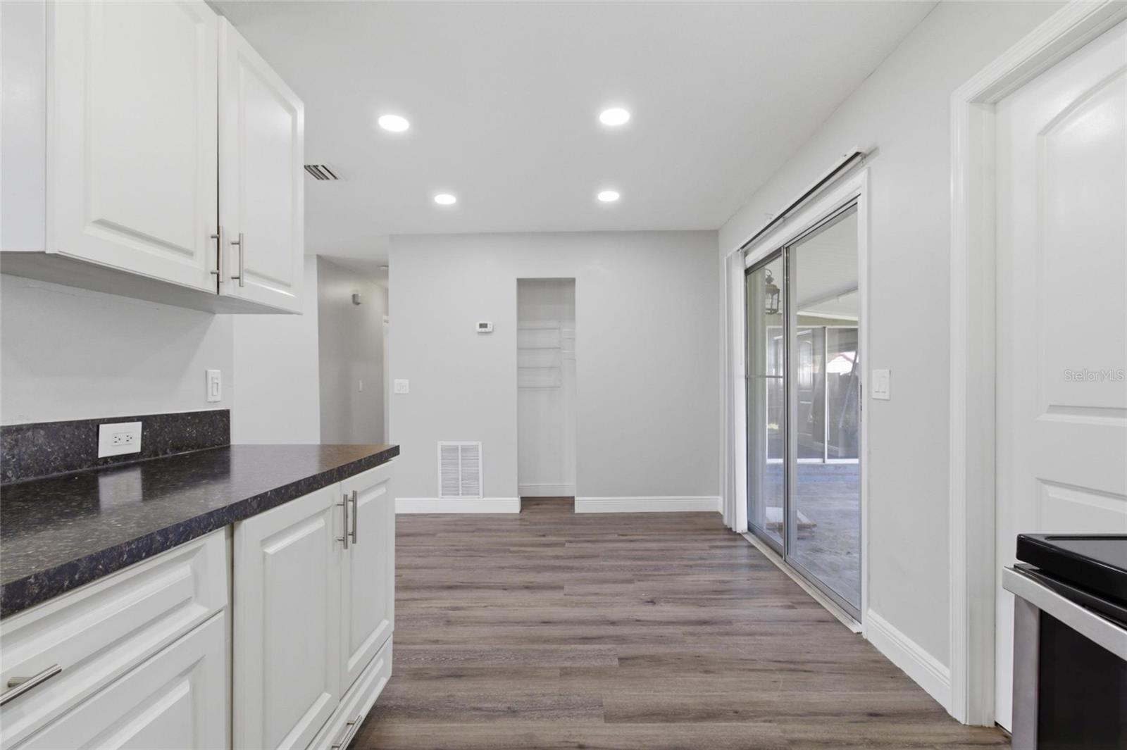 8609 CHINABERRY DRIVE, Tampa, FL 33637