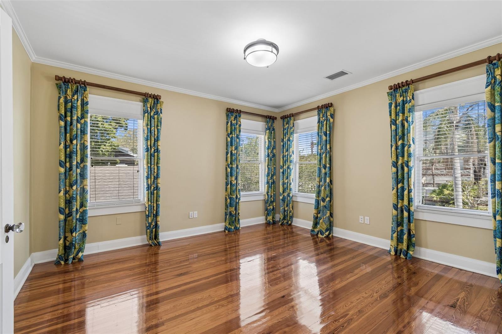 1505 S HOWARD AVENUE, Tampa, FL 33606