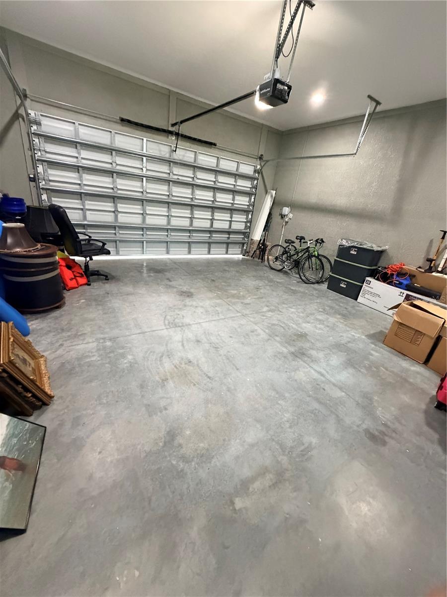 Detached garage