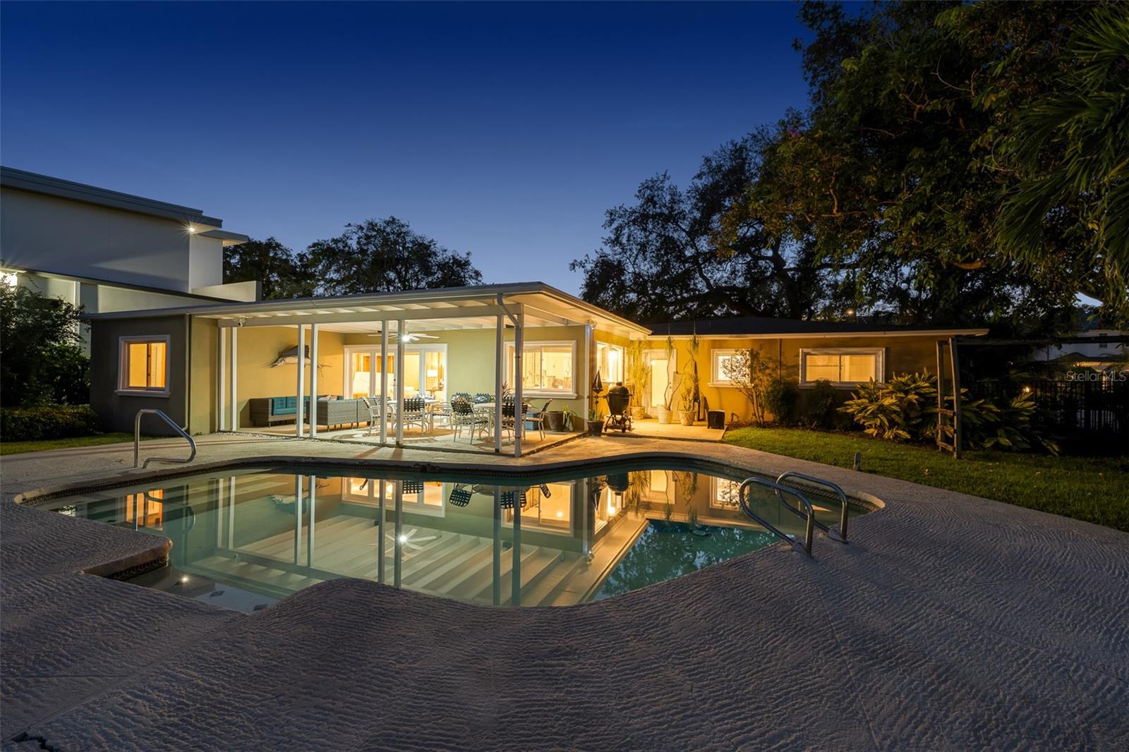628 RIVIERA DRIVE, Tampa, FL 33606