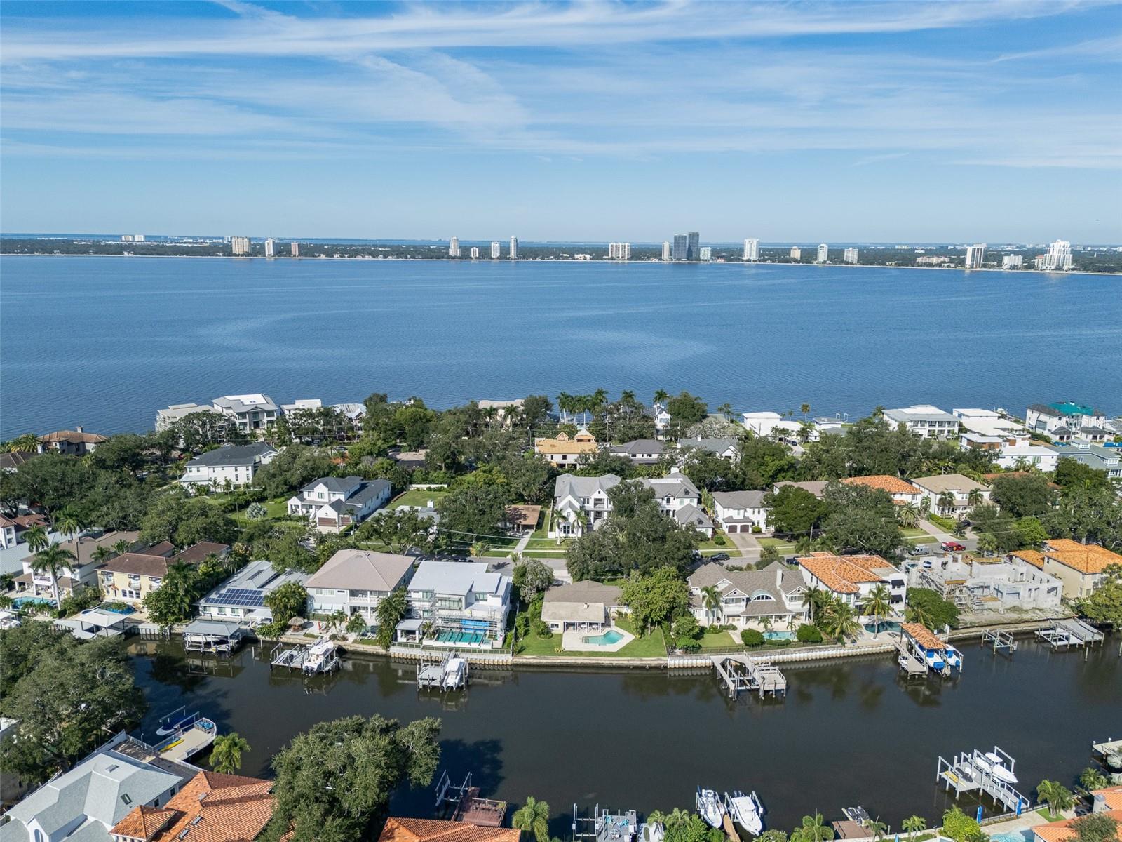 628 RIVIERA DRIVE, Tampa, FL 33606