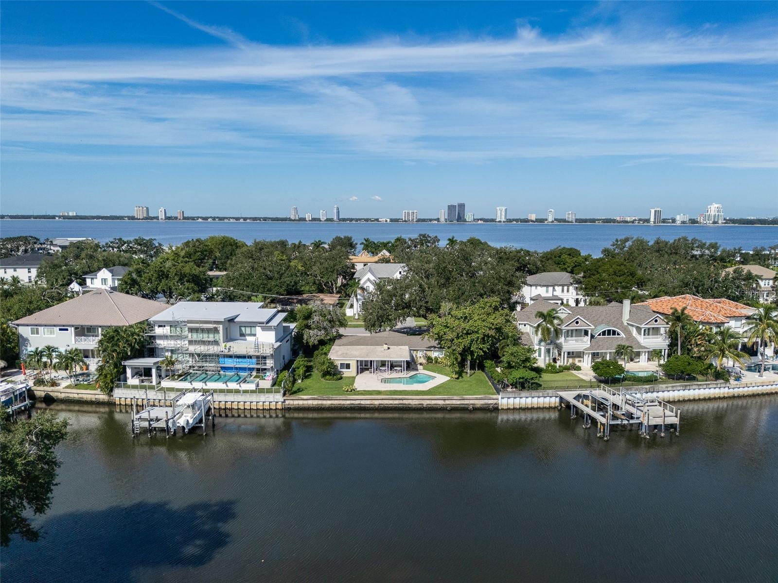 628 RIVIERA DRIVE, Tampa, FL 33606