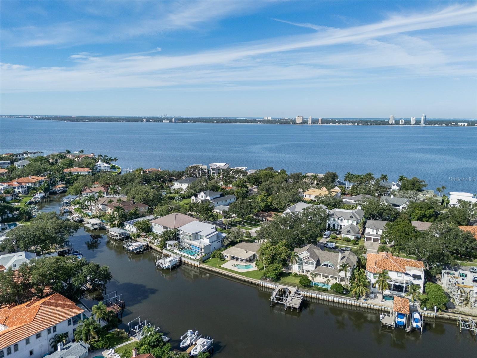 628 RIVIERA DRIVE, Tampa, FL 33606